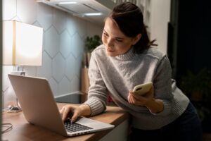 Seguros Cibernéticos para el Trabajo desde Casa: Asegura tu Espacio Laboral Remoto