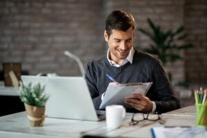La IA en la planificación financiera: gestión inteligente del dinero mediante automatización